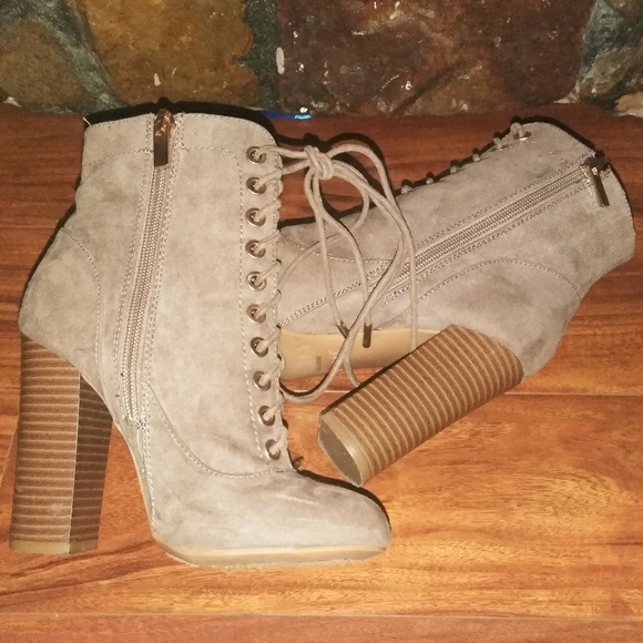 Ankle boots - Picture 4 of 4